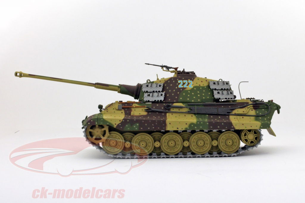 Minichamps 1:35 Tank combat vehicle Tiger II heavy tank