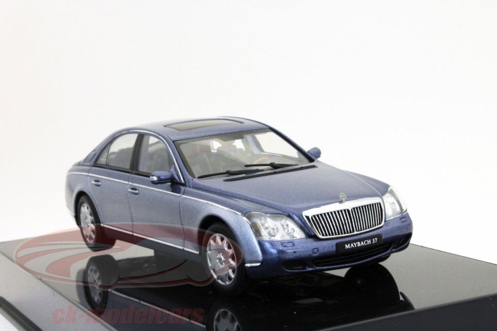 autoart-1-43-azure-57-swb-56151/