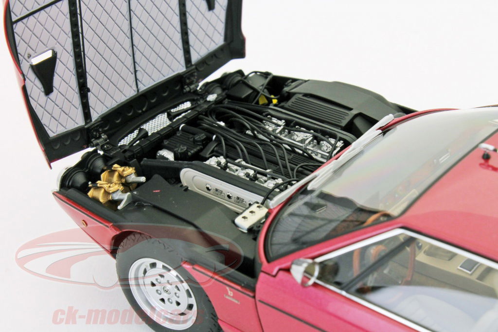 AUTOart 1:18 ランボルギーニエスパーダシリーズ2ピンク