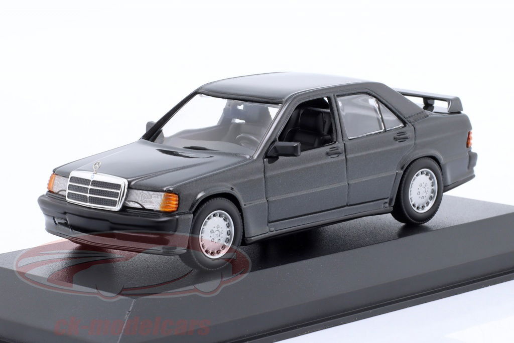 minichamps-1-43-mercedes-benz-190e-23-16-w201-year-1984-black-metallic-940035601/
