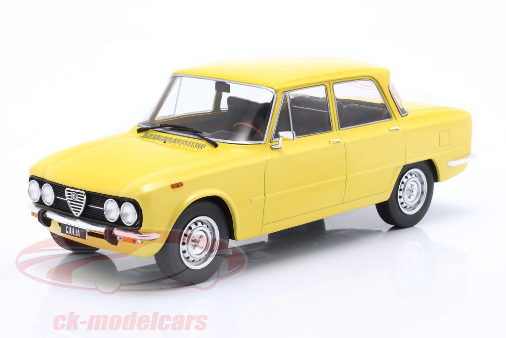 modelcargroup-1-18-alfa-romeo-giulia-nuova-super-bouwjaar-1974-lichtgeel-modelcar-group-mcg18334/