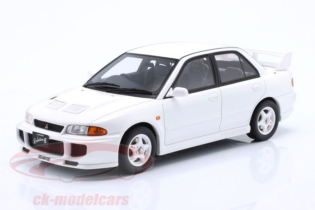 ottomobile-1-18-mitsubishi-lancer-evolution-iii-year-1995-white-ot1065/