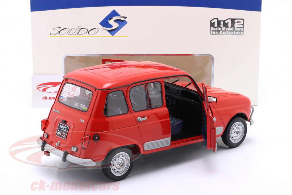NOREV製ミニカー　RENAULT R4 FOURGONNETE 2台まとめて NOREV製ミニカー RENAULT R4 FOURGONNETE 2台まとめて