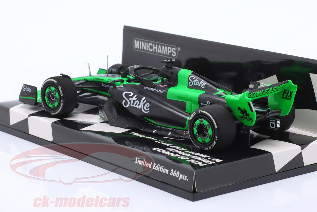 Minichamps 1:43 Valtteri Bottas KICK Sauber C44 #77 Bahrain