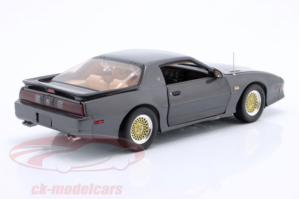 Greenlight 1:18 Pontiac Firebird TransAm GTA year 1988 grey