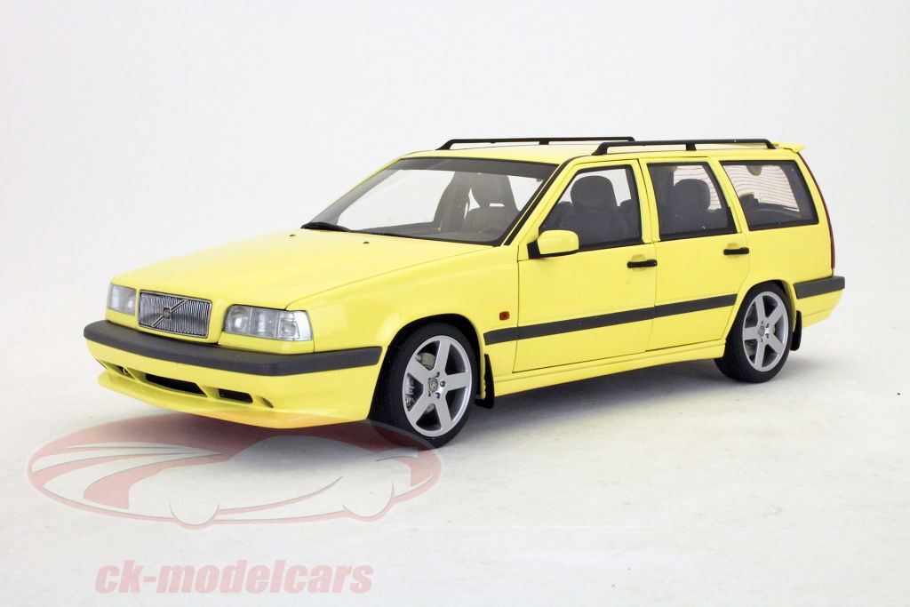 AUTOart 1:18 ボルボ850 T-5Rエステート1995クリームイエロー