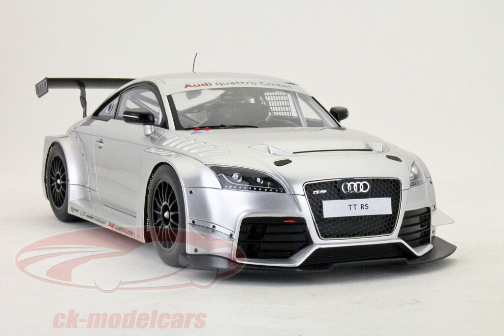 Spark 1:18 Audi TT RS VLN Presentation Car 2011 silber