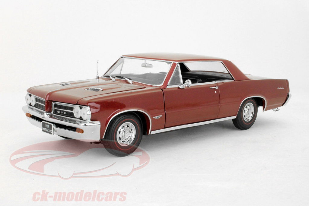 Sun Star Models 1:18 Pontiac GTO 1964 marimba red 1824 model