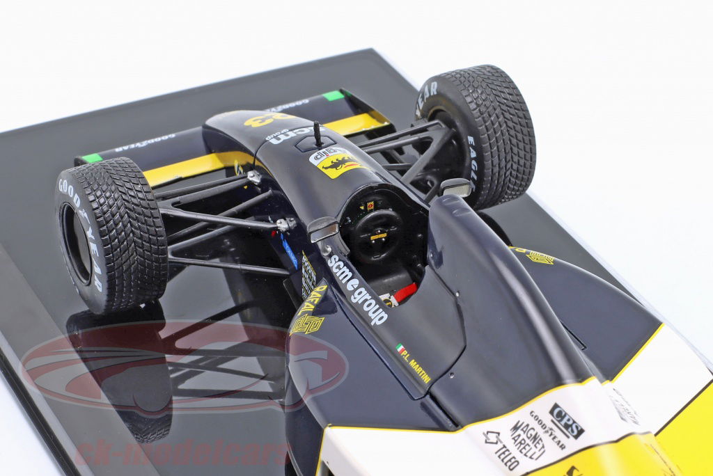 Premium Collectibles 1:24 Pierluigi Martini Minardi M191 #23