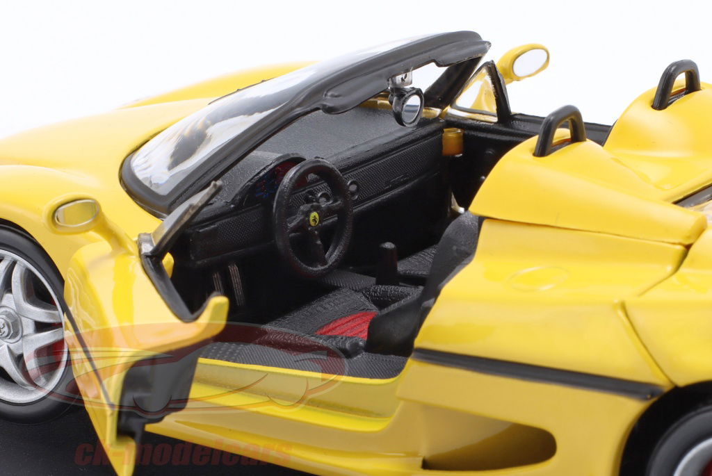 Bburago 1:24 Ferrari F50 Open Top year 1995 yellow CK75597