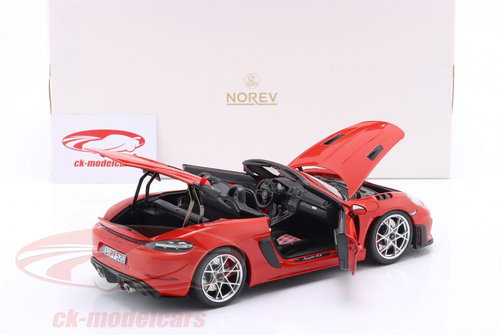 ハッピー1/18 ポルシェ 718 スパイダー RS レッド Spyder 京商 ミニカー | GT SPIRIT 1/18 ポルシェ 718 スパイダー RS