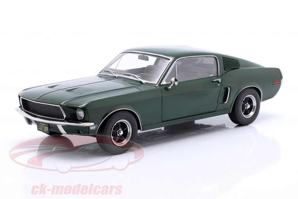 BULLITT 1968 Ford Mustang 1/18スケール American Muscle ERTL 'BULLITT' 1968 Ford Mustang 1:18