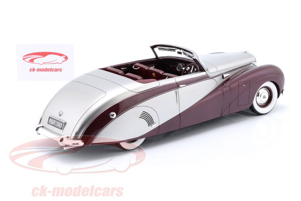 Matrix 1:18 Daimler DE36 Hooper 