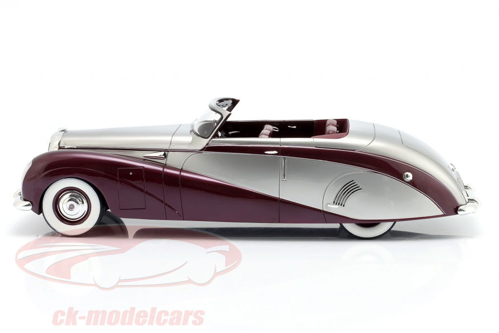 メル MERCEDES BENZ 300D ROADSTER COUPE TRUNK OPENS HOOD 1/64