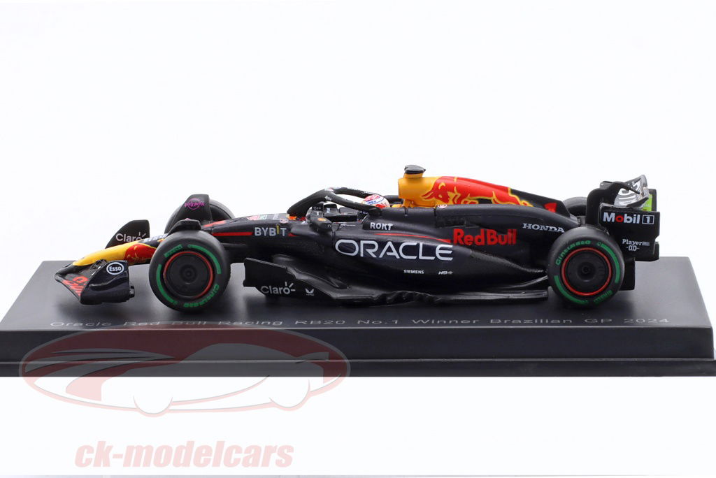 35▢Spark Red Bull Racing RB12 IY0704-3 Red Bull RB12 1St GP. Spain No. 33 Max Verstappen 2016
