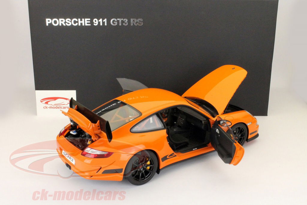 AUTOart 1:12 Porsche 911 (997) GT3 RS Orange with Black