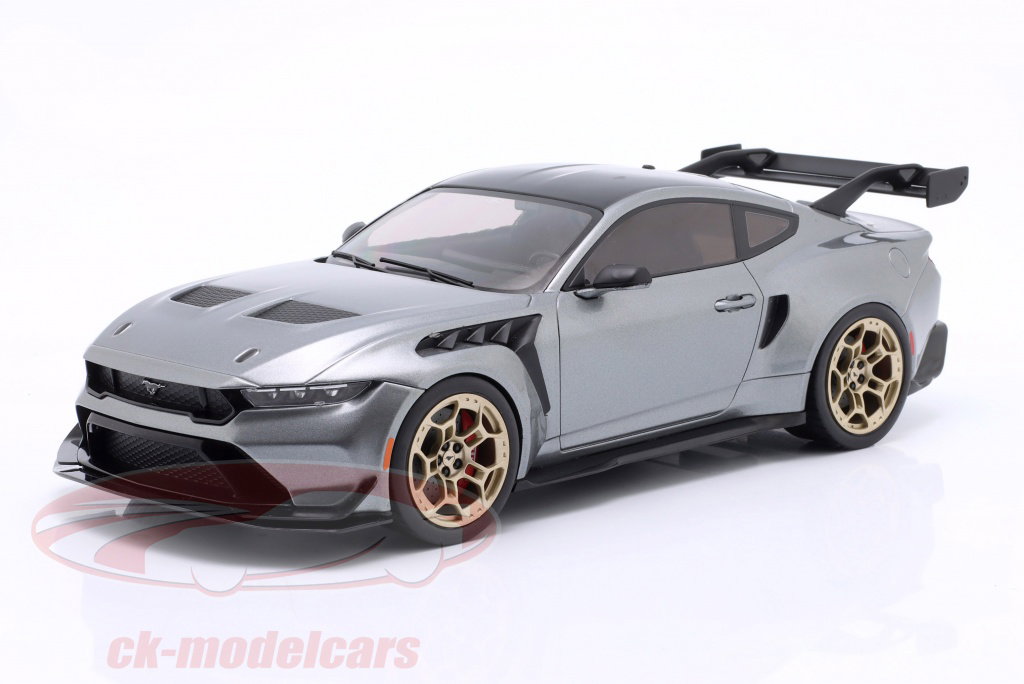 ixo-1-18-ford-mustang-gtd-year-2025-silver-grey-metallic-ixospmcg18576/