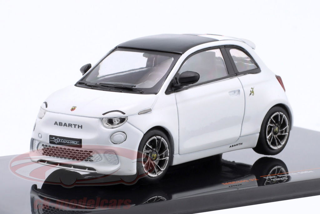 ixo-1-43-fiat-500e-abarth-annee-de-construction-2024-blanc-moc34522/