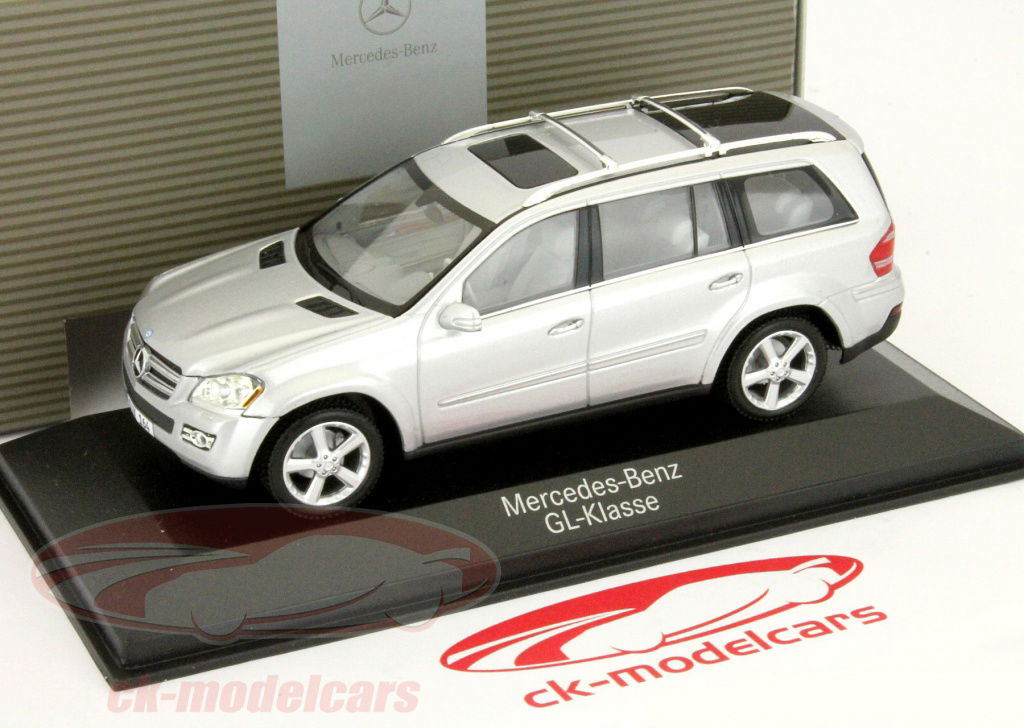 minichamps-1-43-mercedes-benz-gl-class-2006-silver-b66962227/
