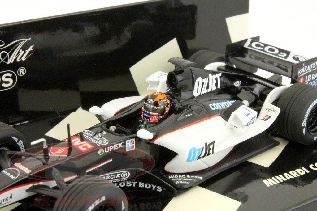 MINICHAMPS 　　F1　ミナルディ
1/18スケール Minichamps 1:43 C. Albers Minardi Cosworth PS05 Formula 1
