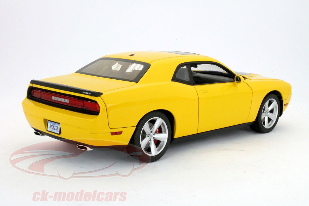 1/18 HIGHWAY 61 2010 ダッジCHALLENGER SRT8 Highway 61 Collectibles 1:18 Dodge Challenger SRT8 Furious