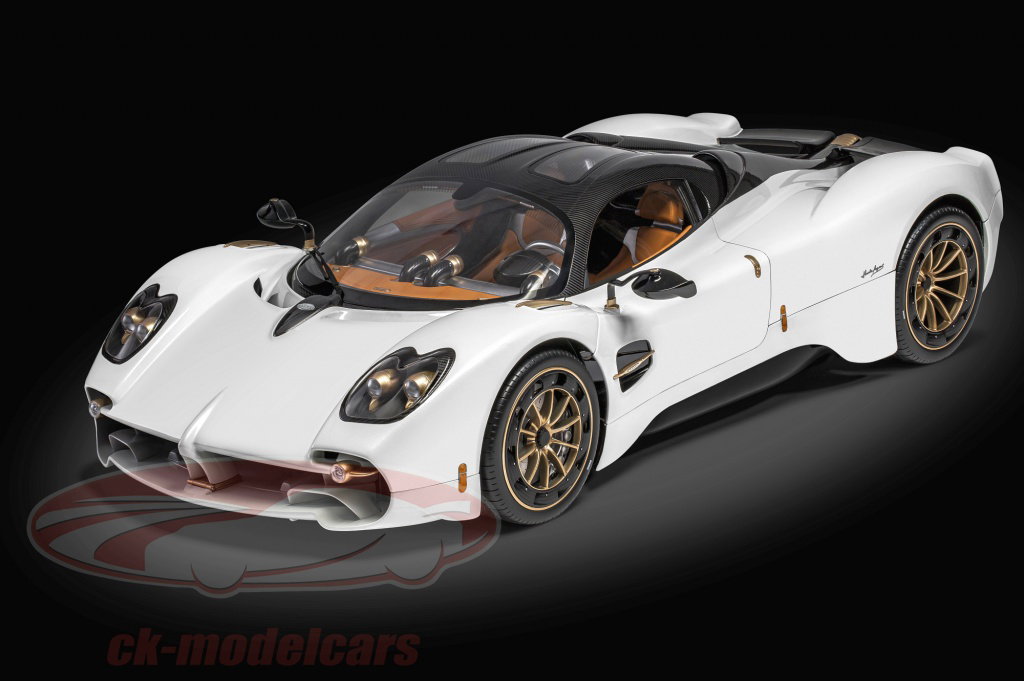 pocher-1-8-pagani-utopia-coupe-ano-de-construccion-2023-blanco-perla-equipo-hk123/