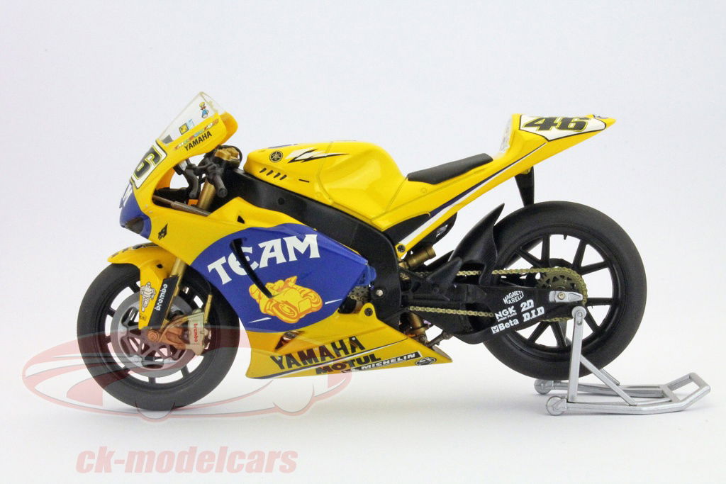 デアゴスティーニ YAMAHA YZR-M1 バレンティーノ・ロッシモデル 史上最強のライダー バレンティーノ・ロッシの愛機をビッグ