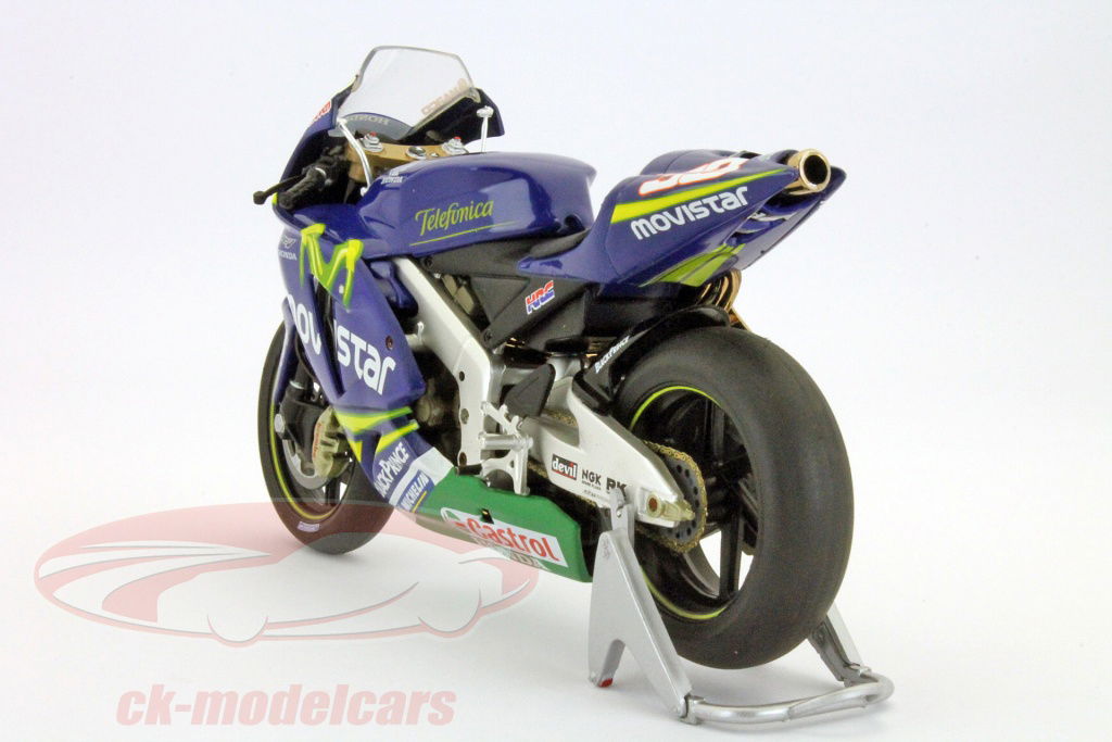 ixo-1-12-rc211v33gp-2005-112-brb008/