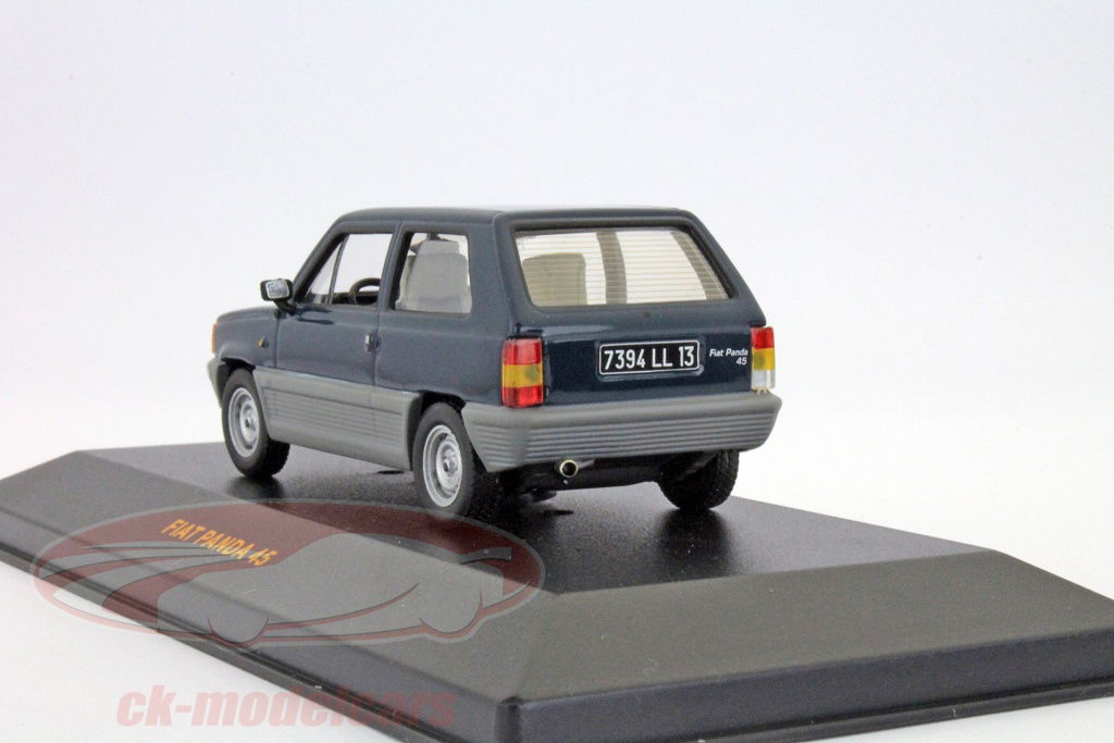 Ixo 1:43 フィアットパンダ45ブルー/グレー完成モデル CLC069