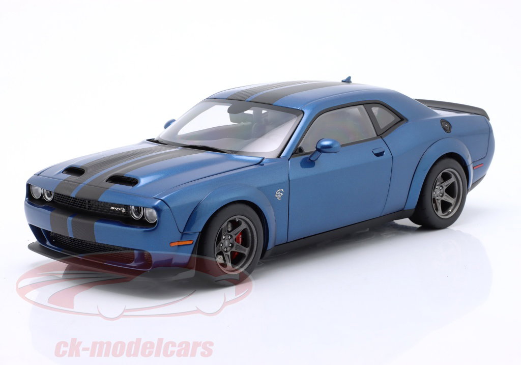 autoart-1-18-dodge-challenger-srt-jailbreak-bygger-2022-indigo-bl-71763/