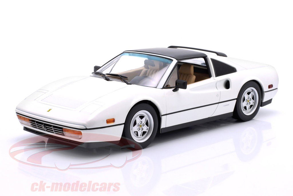 kk-scale-1-18-ferrari-328-gts-version-estadounidense-ano-de-construccion-1985-blanco-kkdc181703/