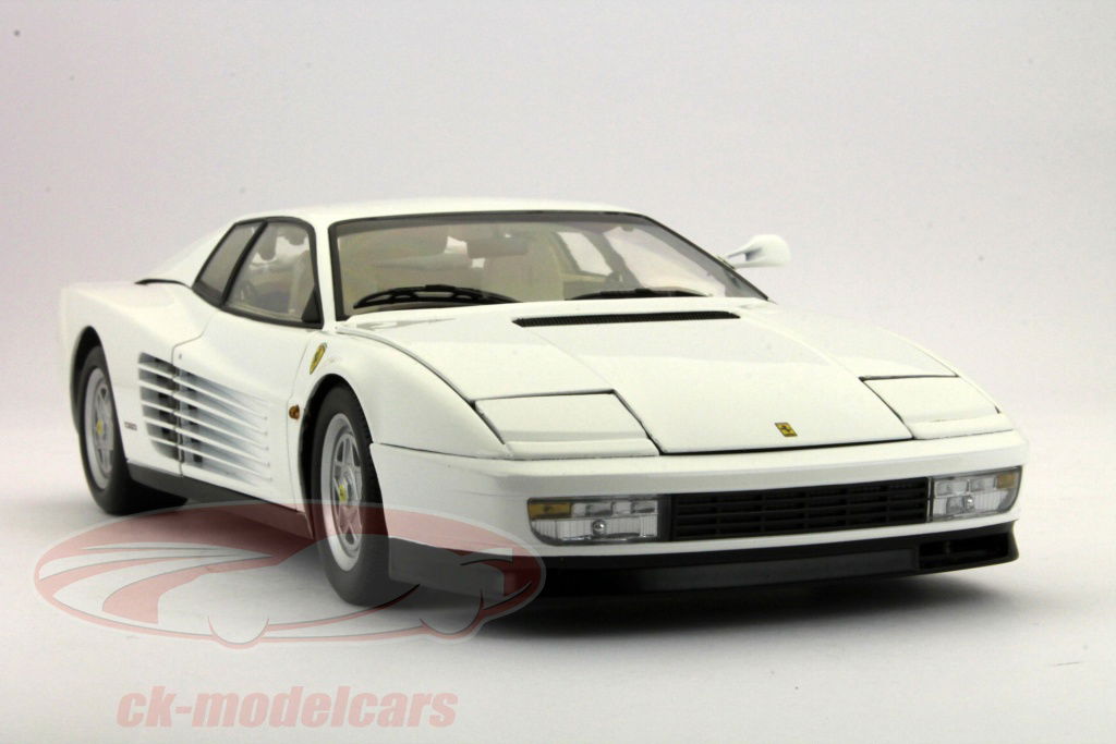 1/18 フェラーリ 1984 テスタロッサ Kyosho 1:18 フェラーリテスタロッサ1984ホワイト分 08424W