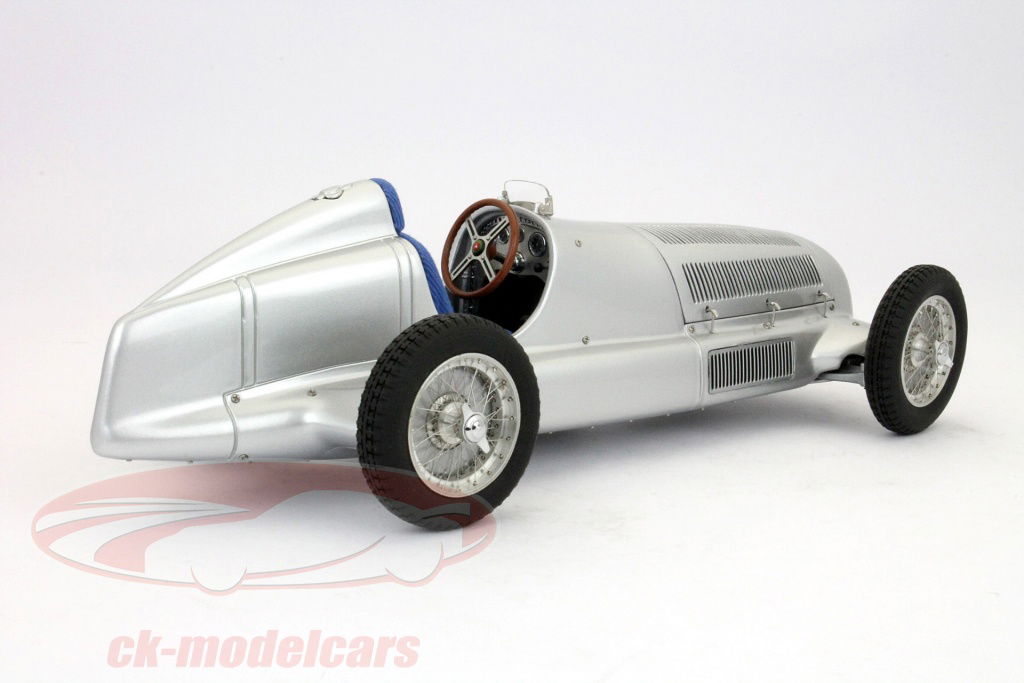 CMC 1/18 メルセデス ベンツ W25　1934　未使用、未展示 CMC 1/18 メルセデス ベンツ W25 1934 未使用、未展示
