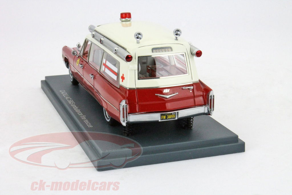 Neo 1:43 キャデラックS＆S救急消防隊 NEO43899 モデル 車