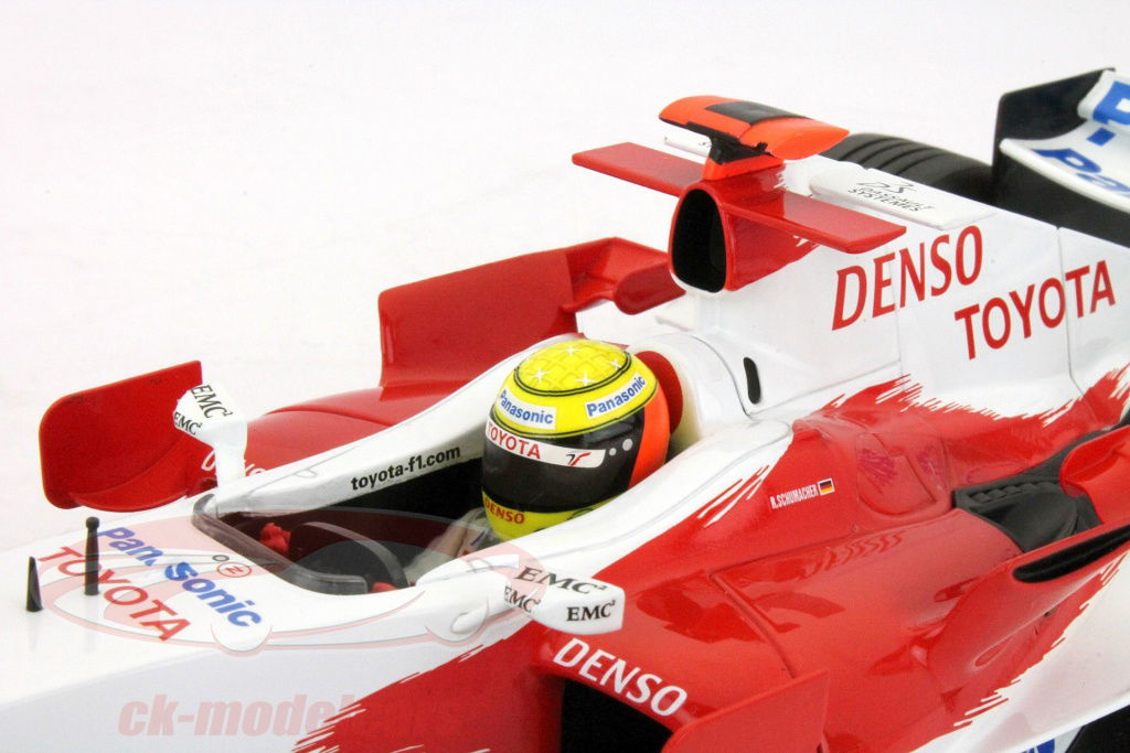 ミニカー PANASONIC TOYOTA RACING SHOWCAR 2009 61QeURTzcsL._AC_SY200_QL15_.jpg