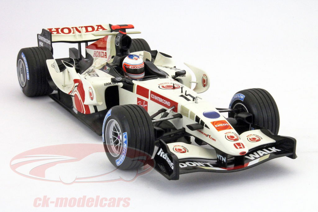 Minichamps 1:18 Rubens Barrichello Honda RA106 Formula 1