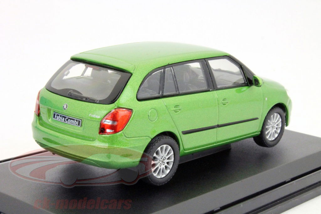 Abrex 1:43 Skoda Fabia II Combi Baujahr 2010 rally green
