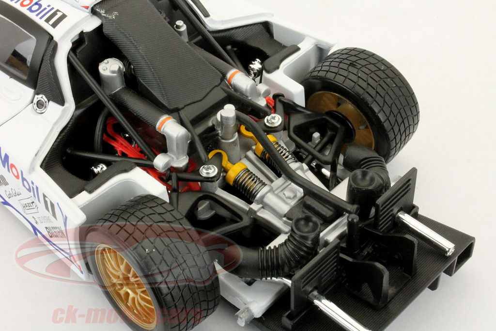 ミニカー PORSCHE 911 GT1 1998 Le Mans 1/18 Maisto Maisto 1998 Porsche 911 GT1 Le Mans GT Racing 1:18 Diecast