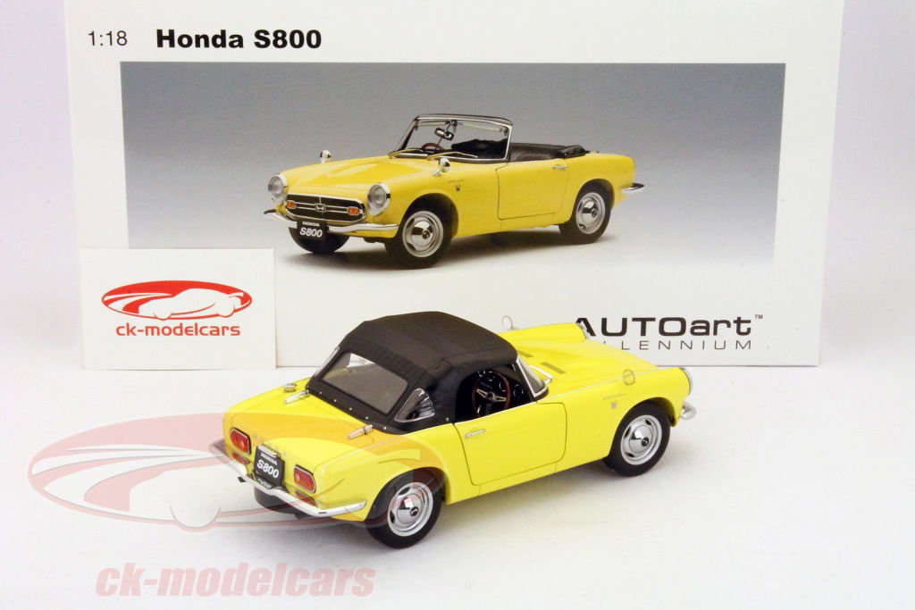 AUTOart 1:18 ホンダS800ロードスター1966 分黄色モデル 73277