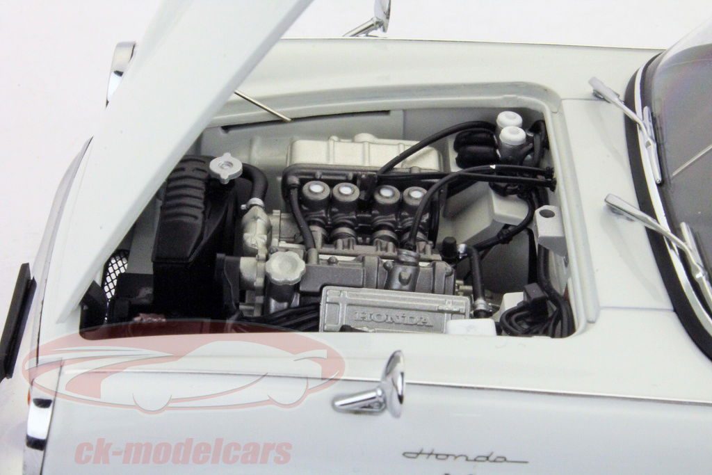 AUTOart Honda S800 1:18 ホワイト AUTOart 1/18 Honda S800 White Diecast Model Car Rare From