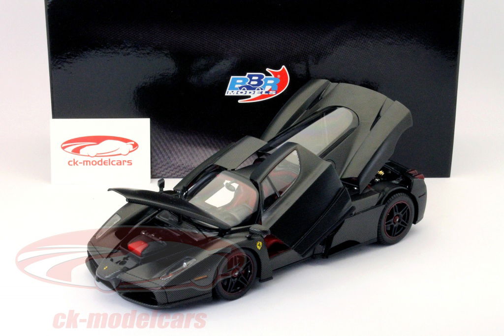 BBR Models 1:18 エンツォフェラーリは、2004年カーボンブラック で
