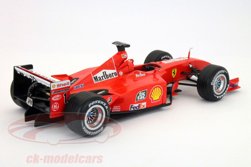 HotWheels 1:18 ミハエル·シューマッハフェラーリF2001