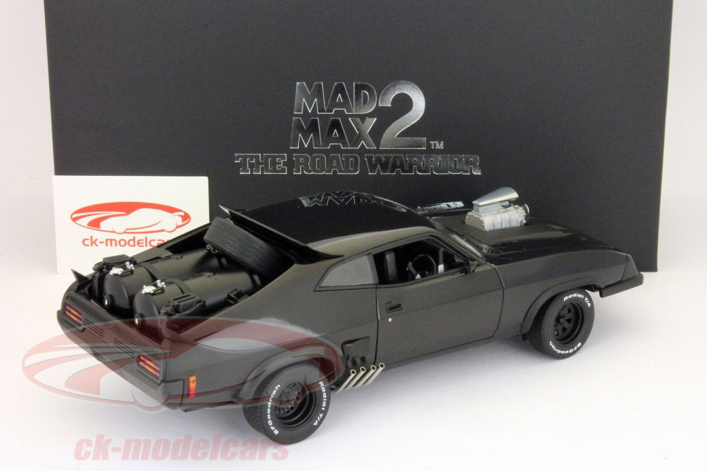 AUTOart 1:18 フォードファルコンXB GTインターセプターロード