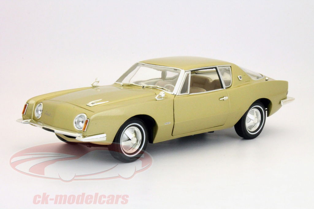 signature-models-1-18-studebaker-avanti-annee-1963-or-18101/
