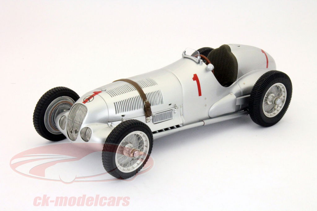 価格変更1/18 CMCメルセデス・ベンツ W125 1937年 未展示品 価格変更1/18 CMCメルセデス・ベンツ W125 1937年 未展示品