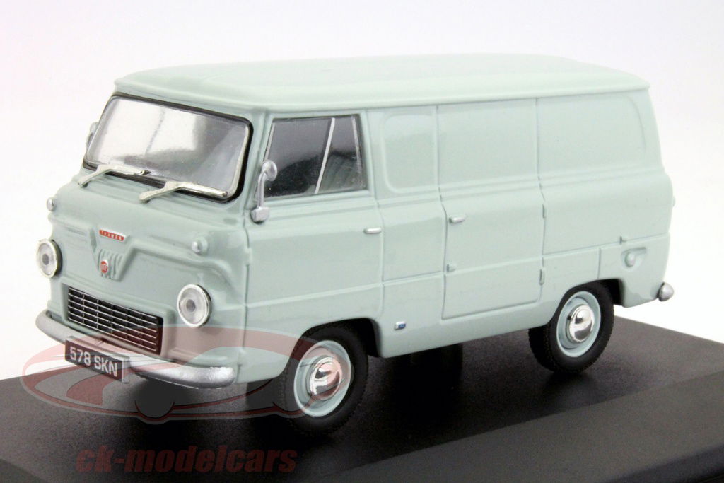 oxford-1-43-ford-400-e-thames-cargo-hellgruen-fde010/