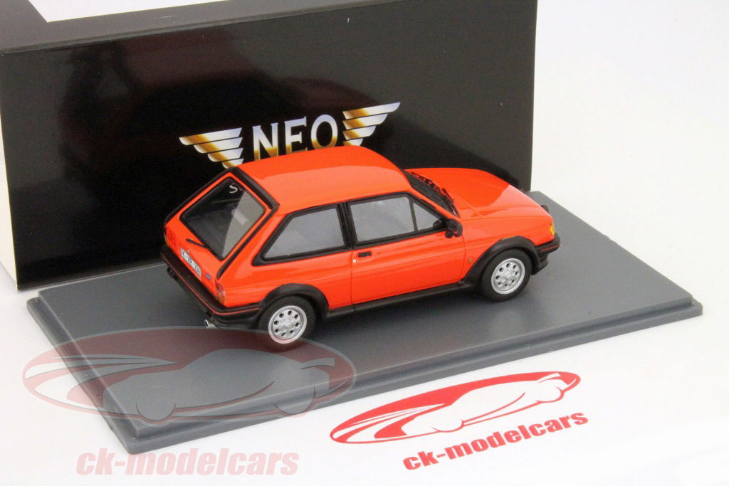 Neo 1:43 フォードフィエスタXR2 MKII年1984赤分 NEO46005