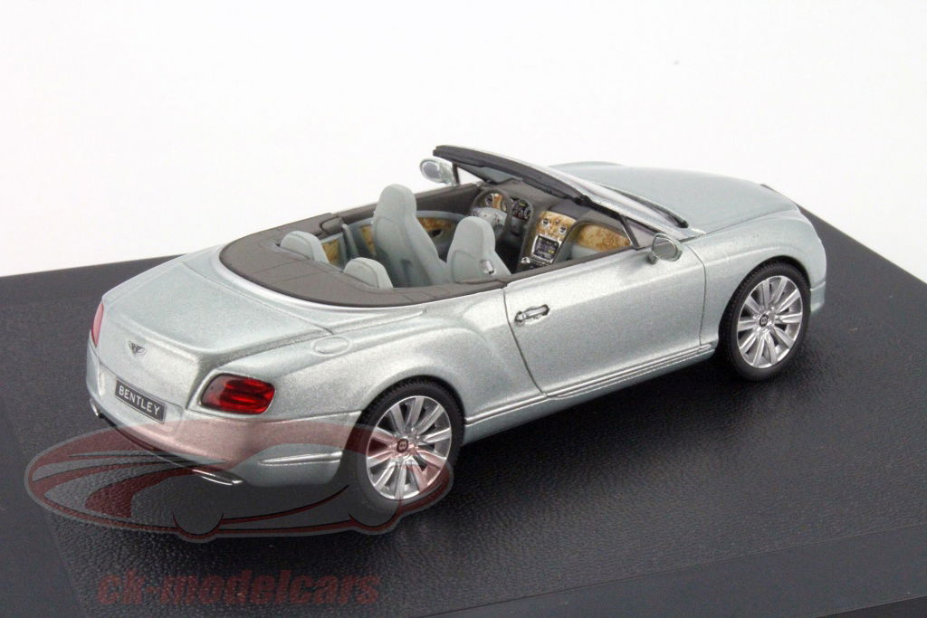 ミニカー Minichamps 1/43 Bentley Continental Minichamps 1:43 scale Bentley Continental GT - Blue Metallic