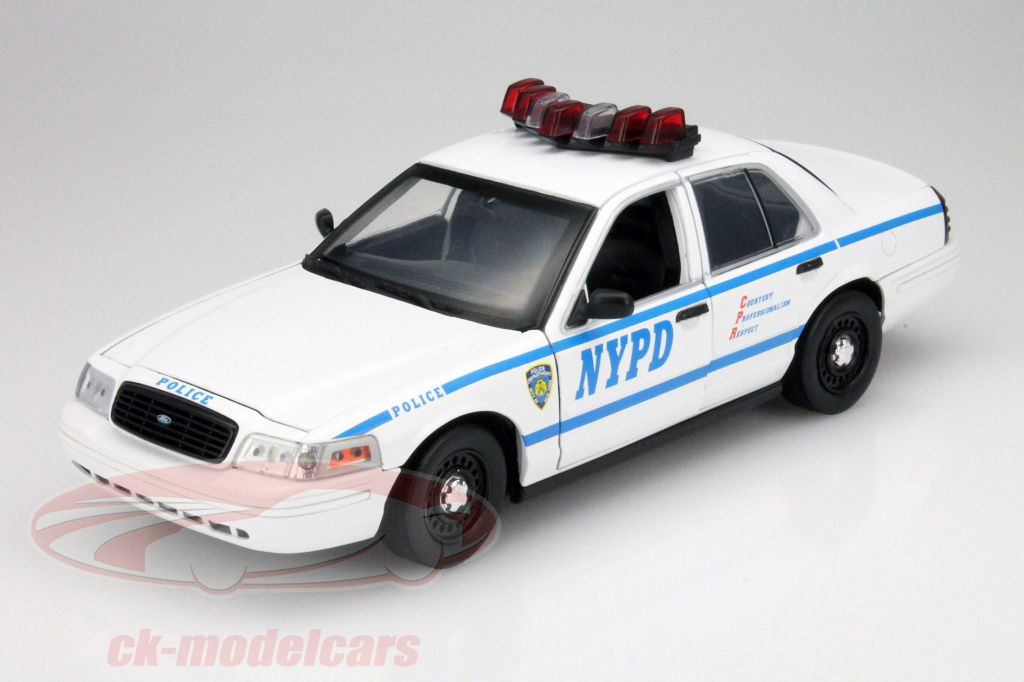 Greenlight 1:18 Ford Crown Victoria NYPD Interceptor Police white