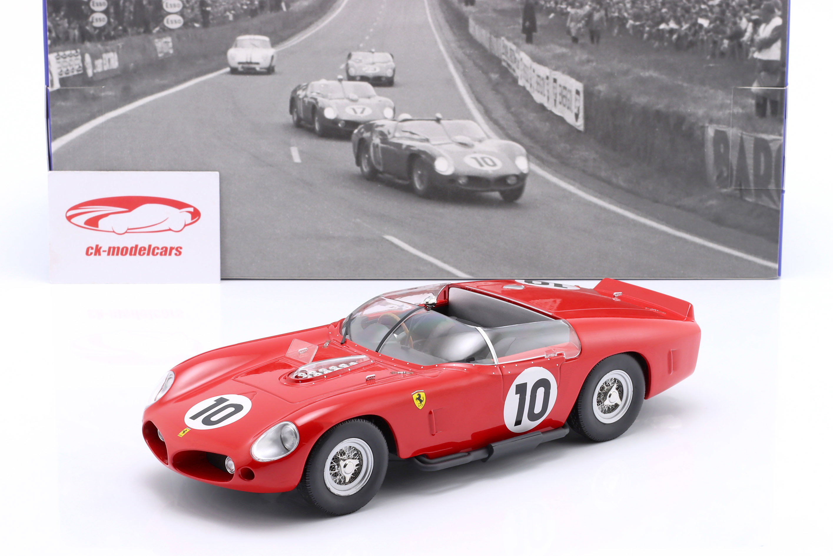Ferrari 250 TR61 #10 Winner 24h LeMans 1961 Gendebien, Hill 1:18 WERK83